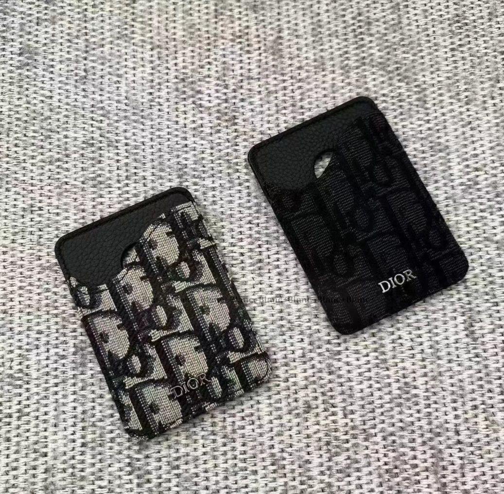 日常使いに♪【Dior】Saddle マグネット カードホルダー (Dior/カード