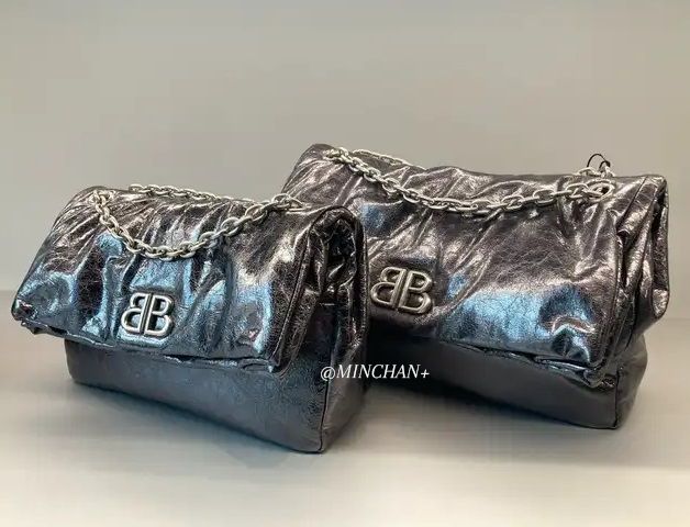 BALENCIAGA】Monaco Medium Chain Bag チェーンバッグ (BALENCIAGA