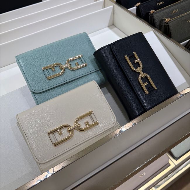 アーチロゴがポイント☆【FURLA】METI M コンパクト ウォレット (FURLA