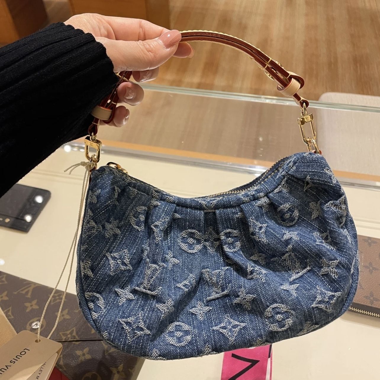 ルイヴィトン】ポシェット・バレー 肩がけ ショルダー デニム (Louis