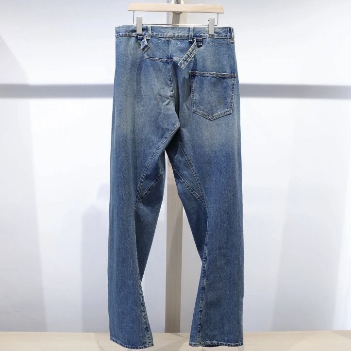 Maison Margiela 】 ダイアゴナルシーム ジーンズ (Maison Margiela