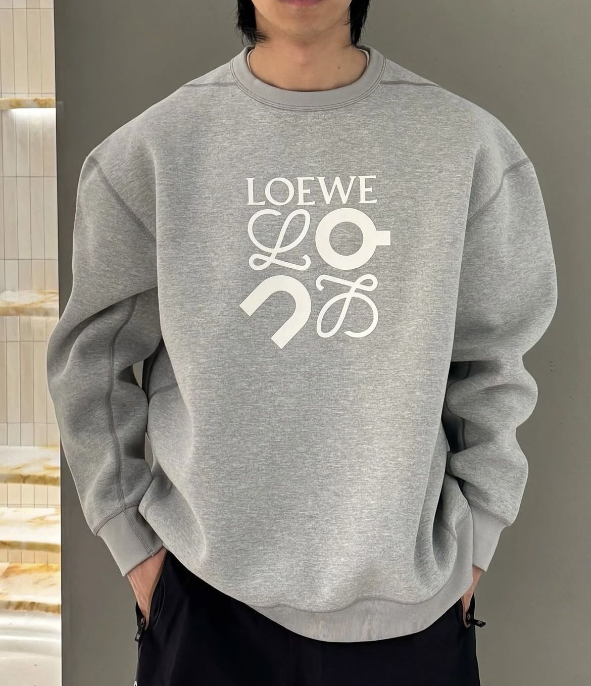 完売必須！】LOEWE x ON ロエベ スウェット グレー 男女兼用♪ (LOEWE