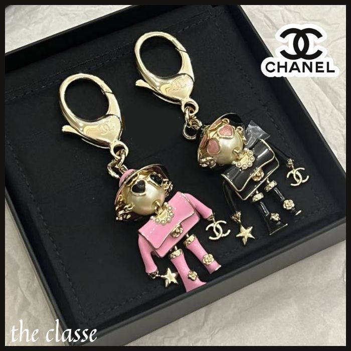 魅力的な可愛さ♡】シャネル感満載♪CHANELキーホルダー (CHANEL
