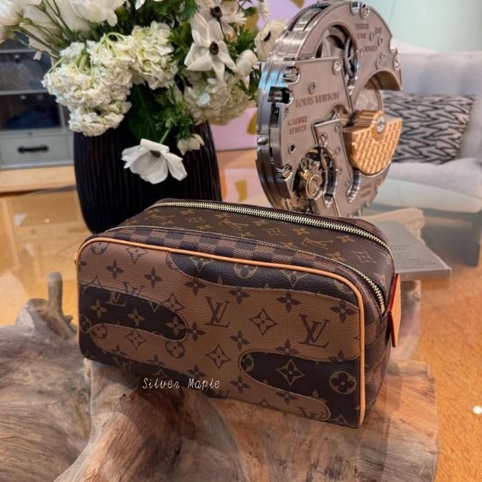 NIGOコラボ♪【Louis Vuitton】セカンドバッグ モノグラム (Louis