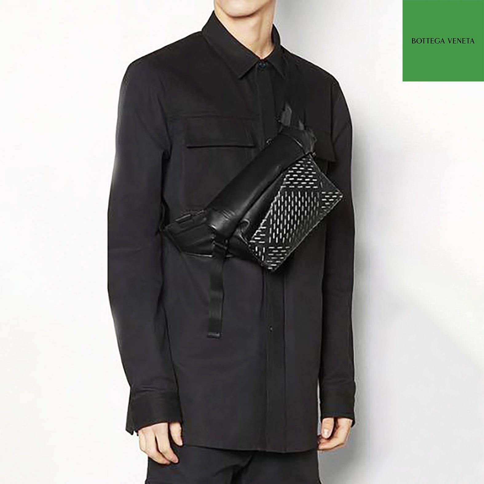 ◇BOTTEGA VENETA クロスボディバッグ ブラック◇ (BOTTEGA VENETA