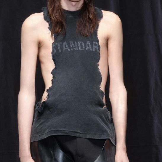 ランウェイ【BALENCIAGA】 Standard Ripped タンクトップ (BALENCIAGA