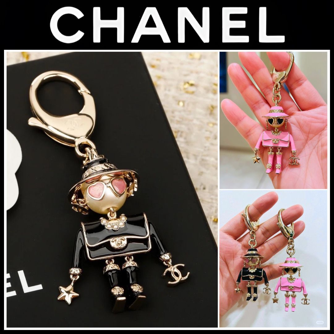 ガラスパール煌めく人形モチーフ【CHANEL】バッグチャーム (CHANEL