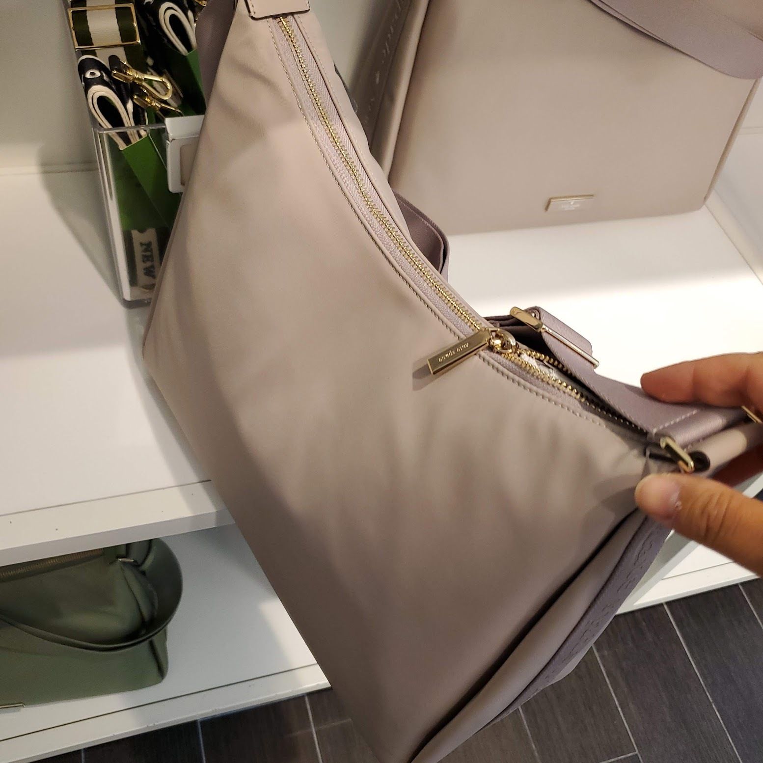 kate spade カーター ラージ コンバーチブル クロスボディ (kate spade