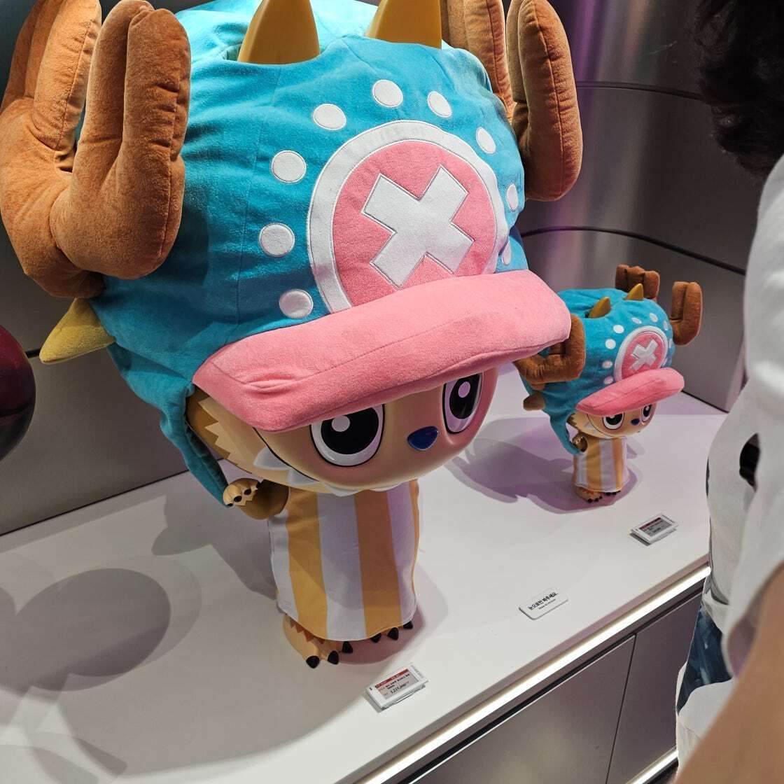 POP MART】MEGA LABUBU x One Piece Tony Tony Chopper 1000% (POP
