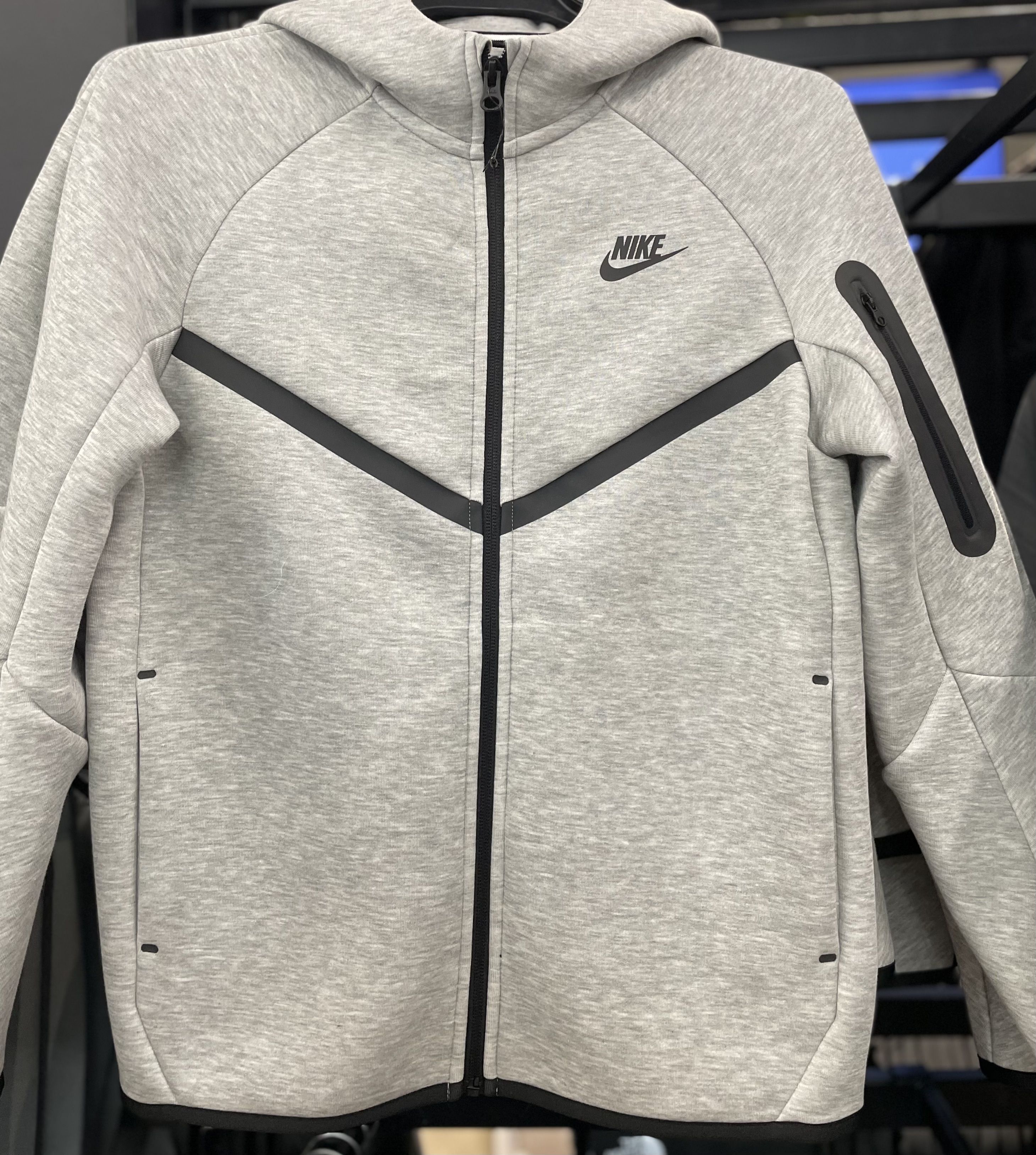 NIKE ☆ テック フリース 上下セットアップ ジュニアサイズ (Nike