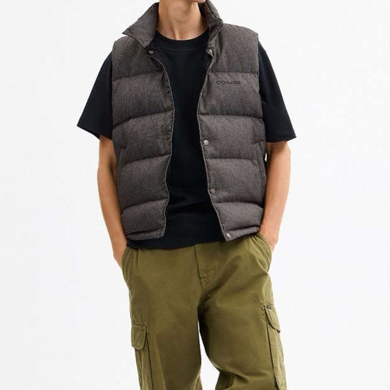 すぐ届く*COACH*コーチ*ソリッド ダウン ベスト (Coach/ダウンベスト