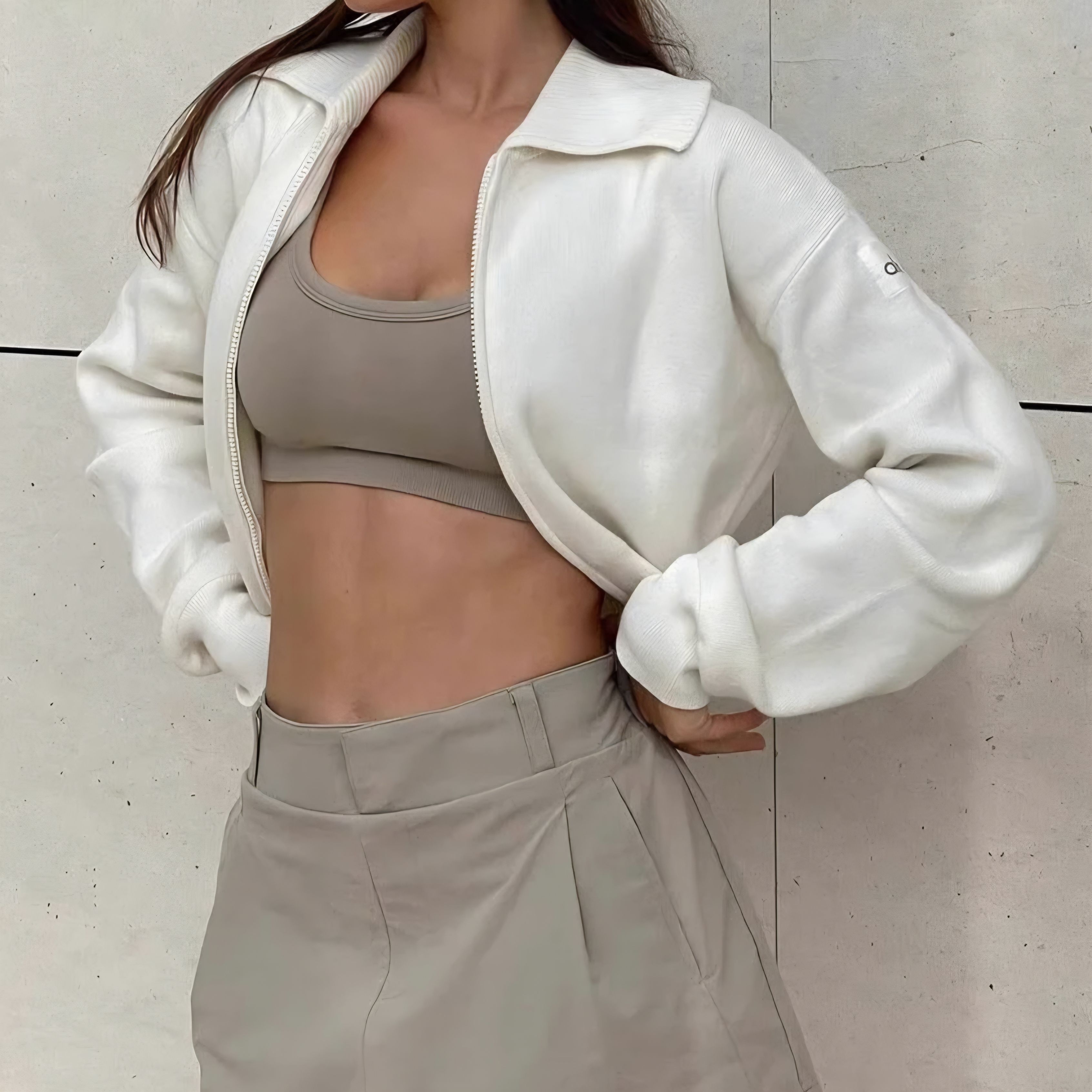 Alo Yoga】Scholar Knit クロップド フルジップ ジャケット (ALO Yoga