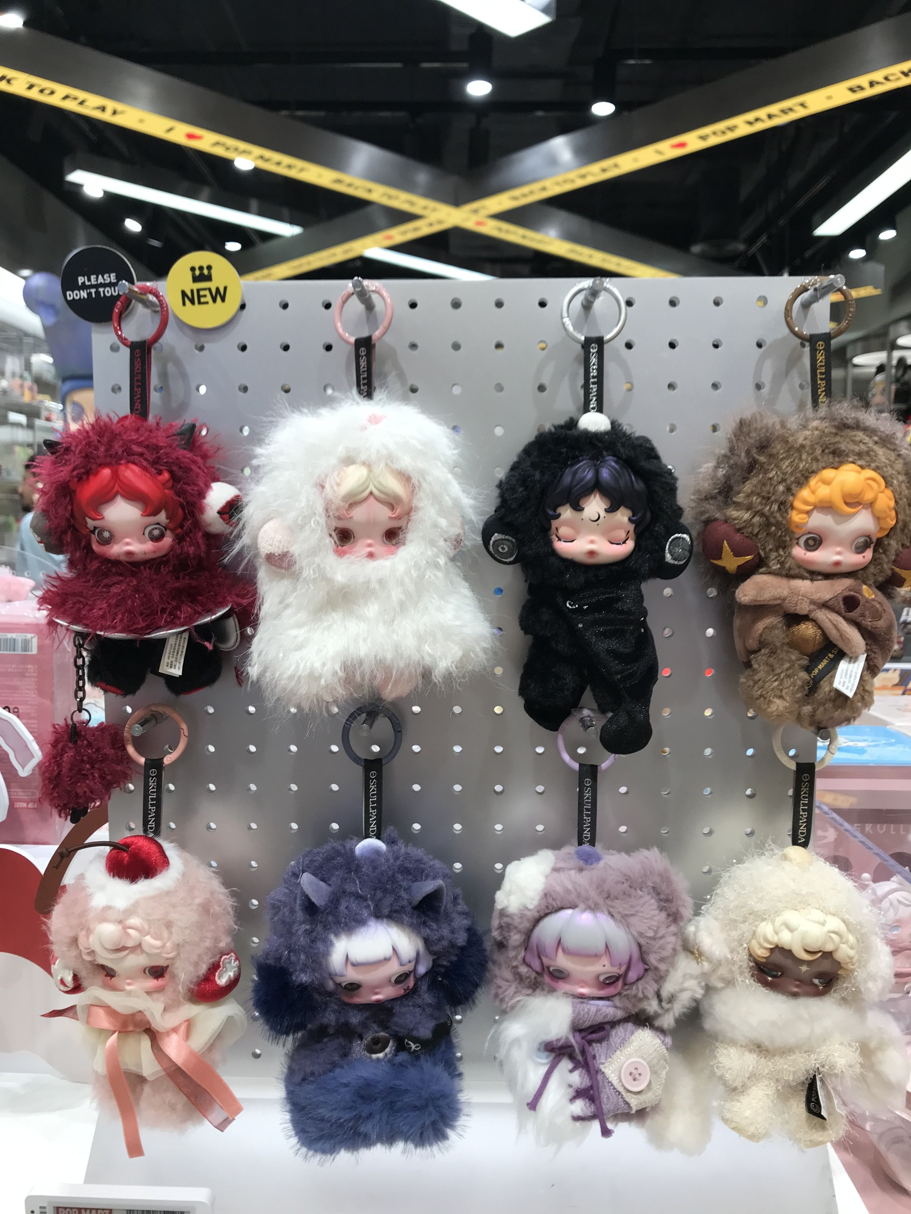 POP MART SKULLPANDA(スカルパンダ) ランダム (POP MART/キャラクター