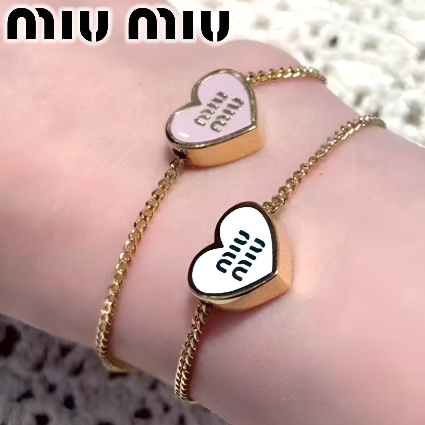 ☆エレガント☆【MiuMiu】ロゴ入り ハート ブレスレット (MiuMiu