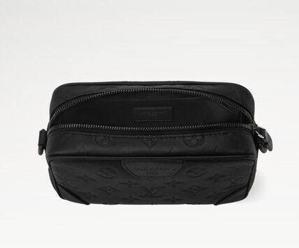 ルイヴィトン】トロカデロ・ウェアラブル ウォレット (Louis Vuitton