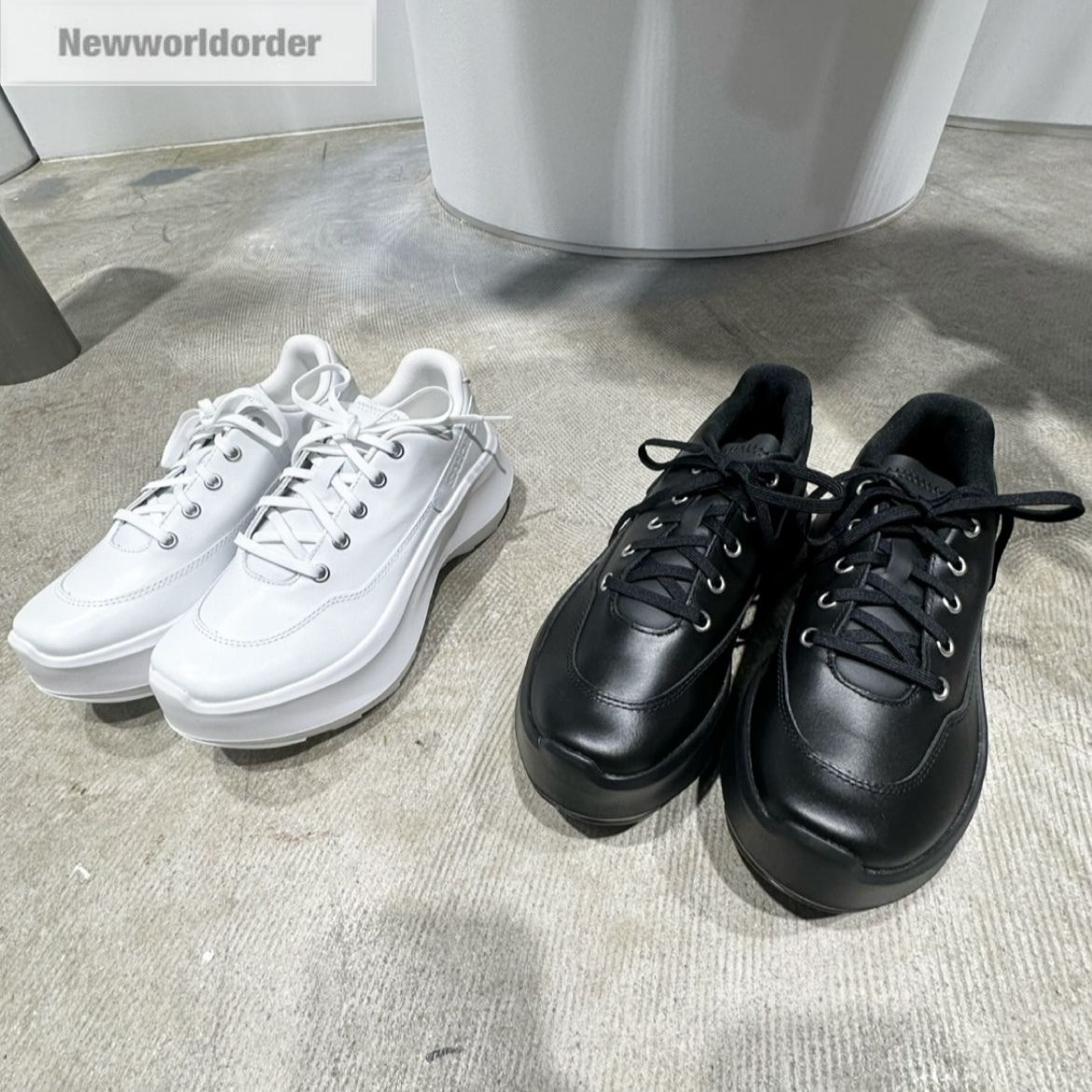 人気コラボ】コムデギャルソン×サロモン 厚底レザーシューズ (COMME