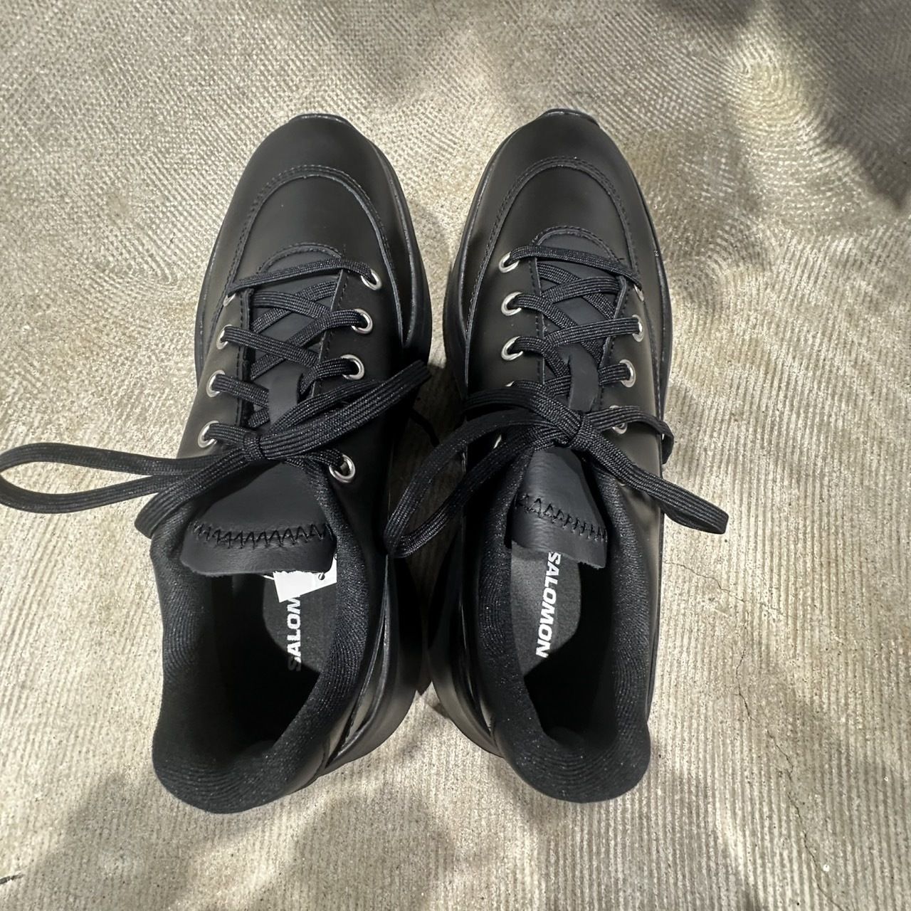 人気コラボ】コムデギャルソン×サロモン 厚底レザーシューズ (COMME