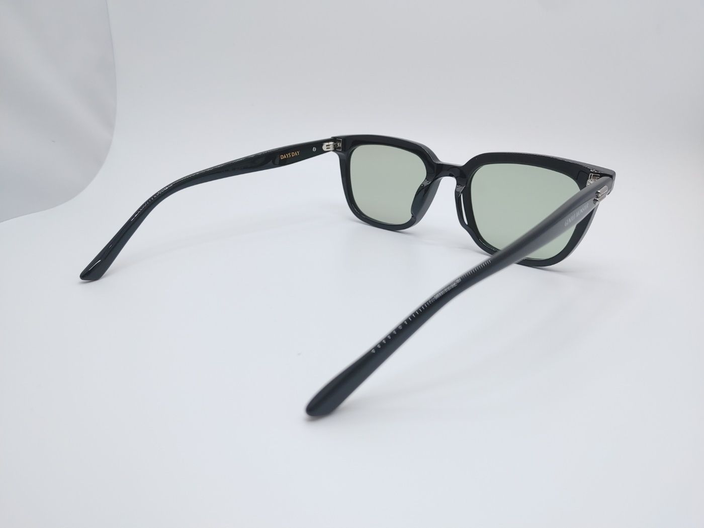 GENTLE MONSTER] DAYS DAY 01(K)／ブラック サングラス 人気 (Gentle