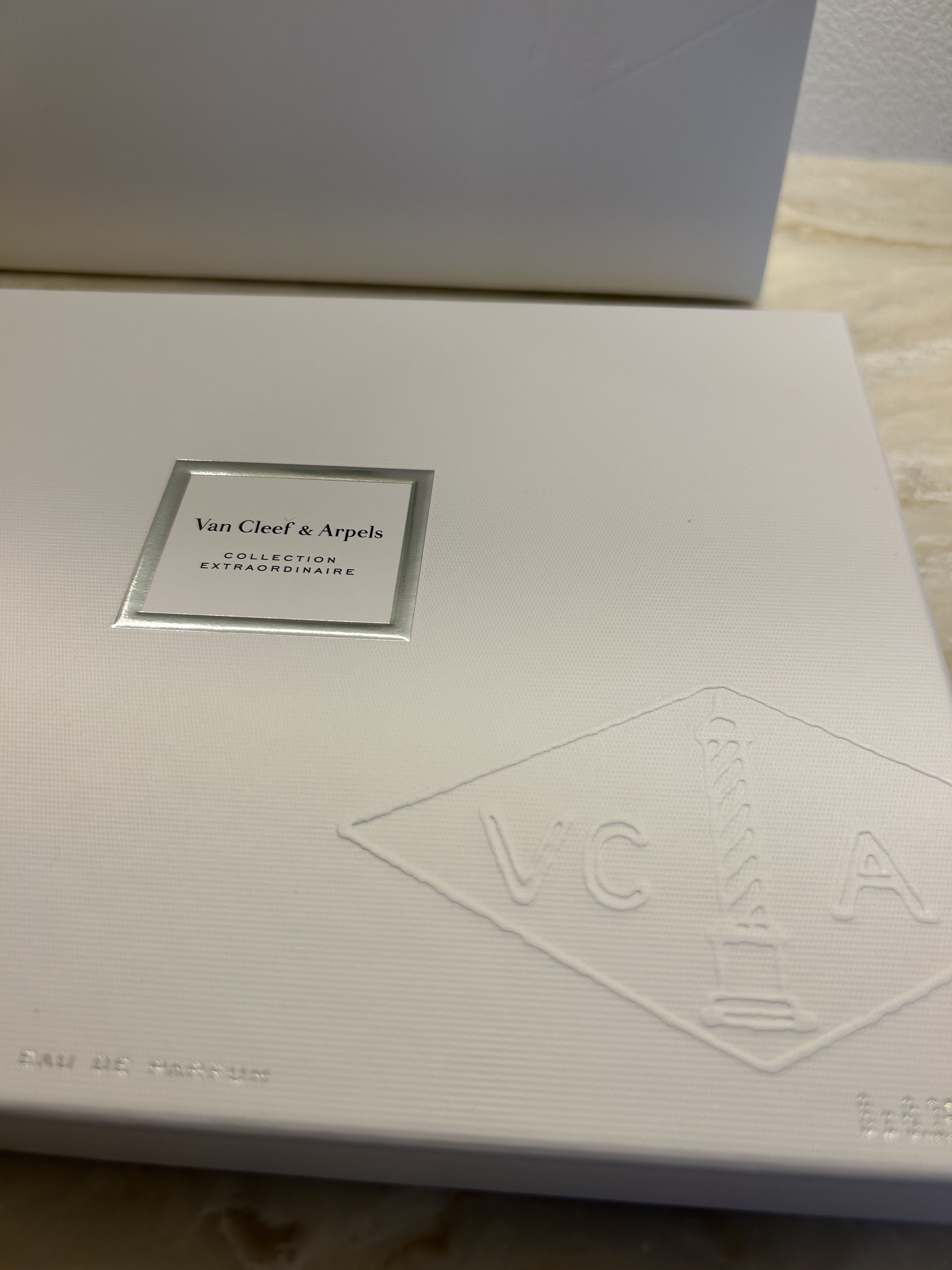 ギフトにも【美しい香水】VCA ヴァンクリ ミニチュア8本セット (Van