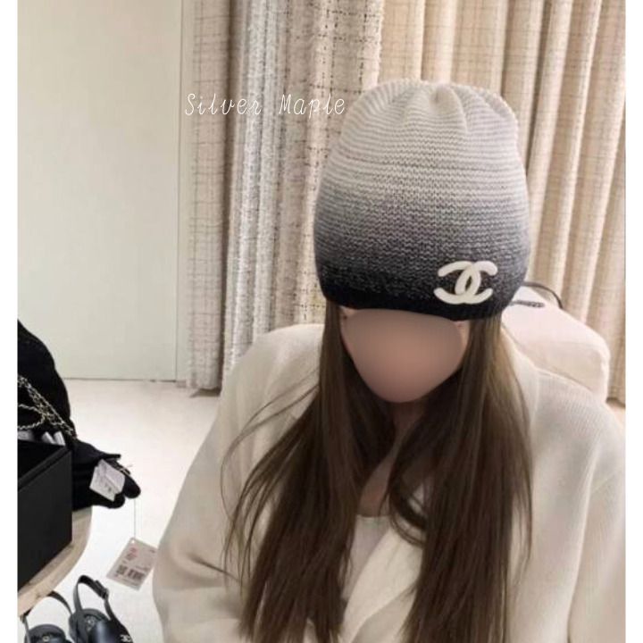 グラデーションがきれい♪【CHANEL】ニット帽 CCロゴ 25K (CHANEL