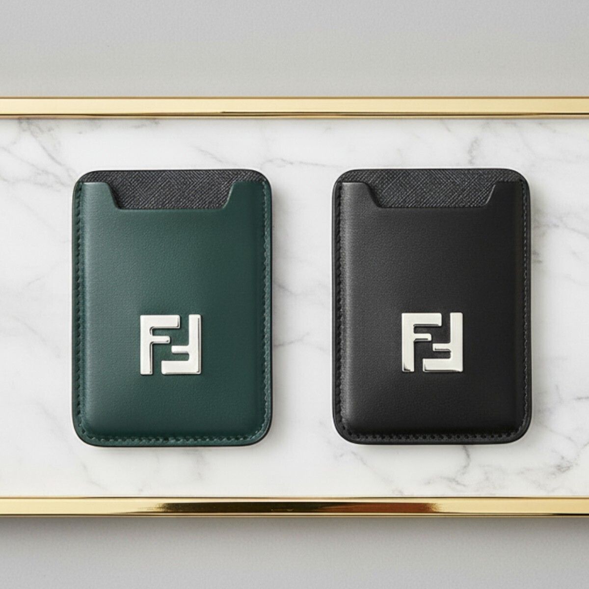 FENDI】フェンディ FFスクエア MagSafe カードケース (FENDI/カード