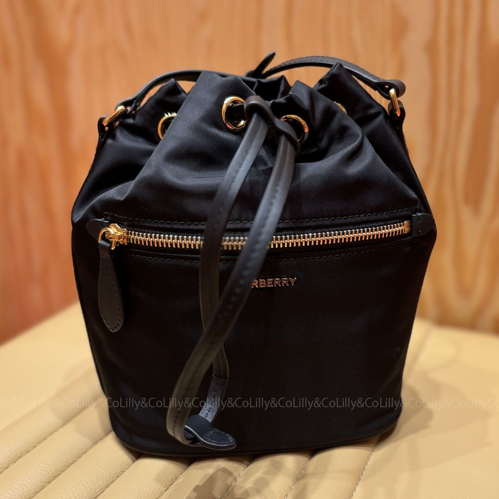 Burberry☆巾着ポーチ (Burberry/ショルダーバッグ・ポシェット