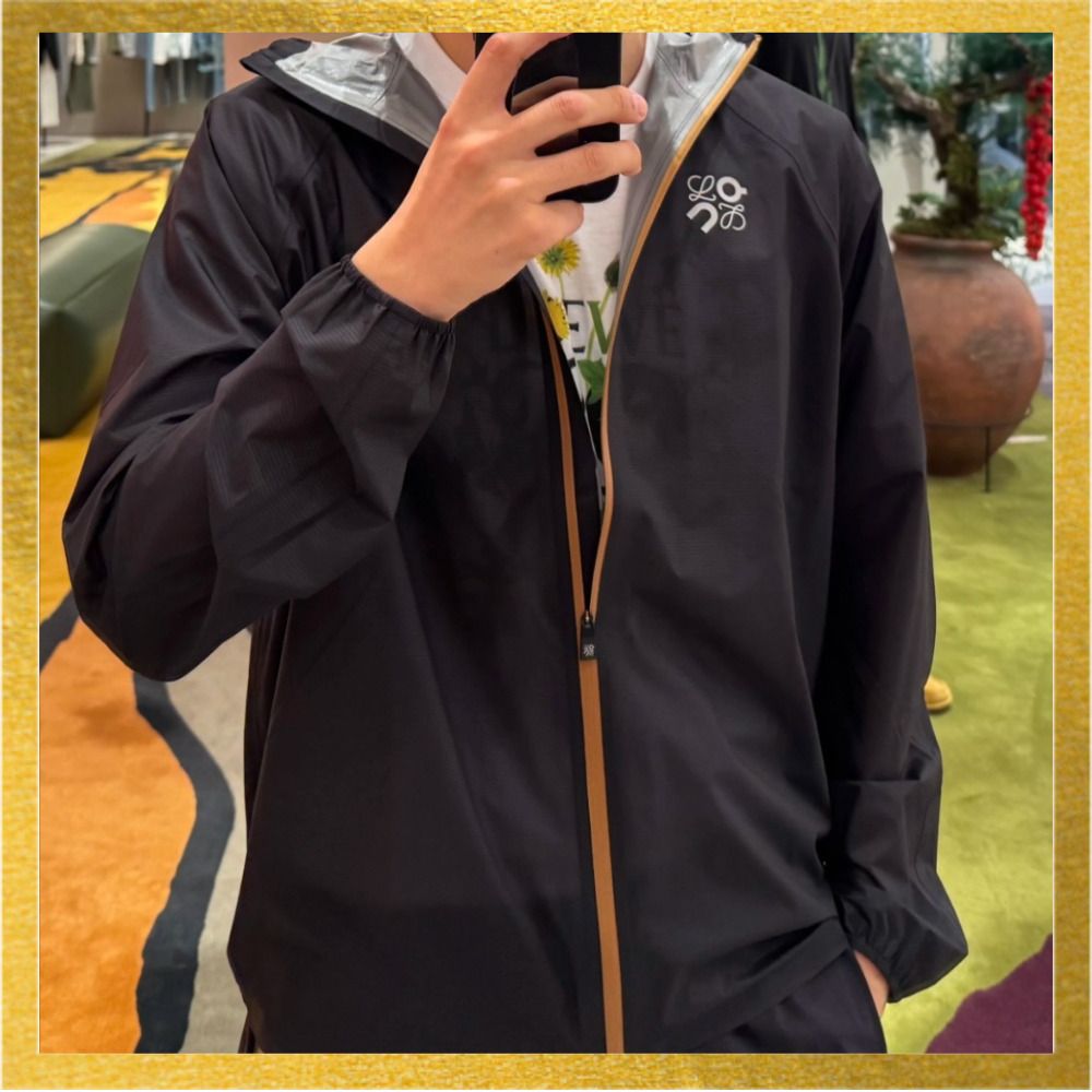 大人気コラボ【LOEWE】 × On 2025 テクニカルシェル ジャケット (LOEWE