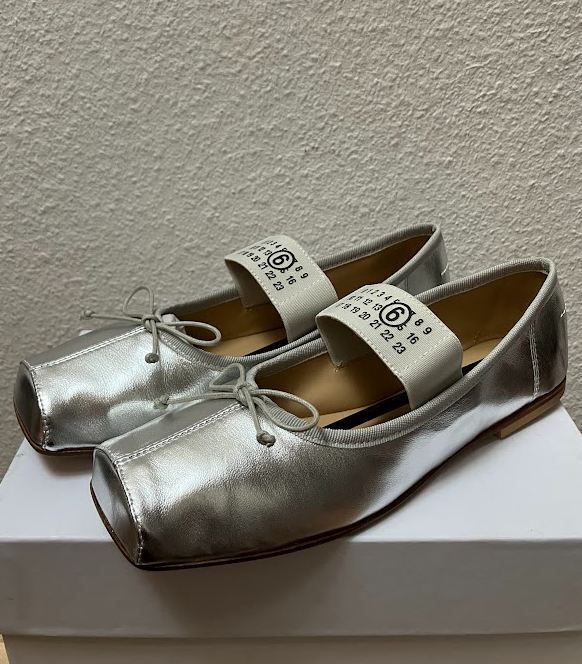 MM6 Maison Margiela メゾンマルジェラ バレエシューズ シルバー (MM6