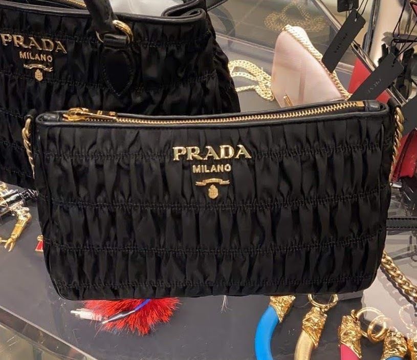 PRADA☆セール!ゴーフレナイロンチェーンショルダーバック1BH152