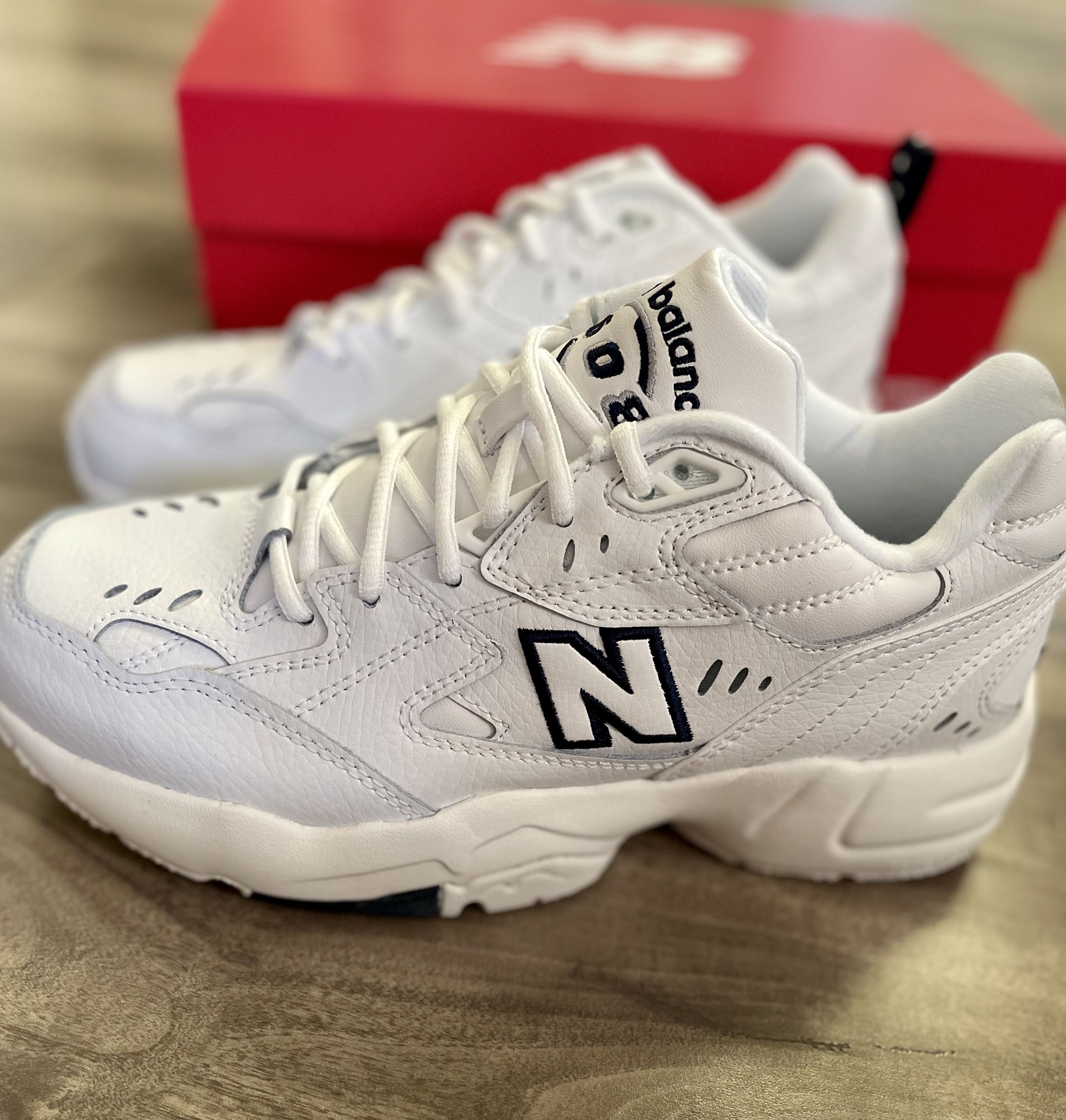 完売前に！米国発送料込 New Balance 608 (New Balance/スニーカー