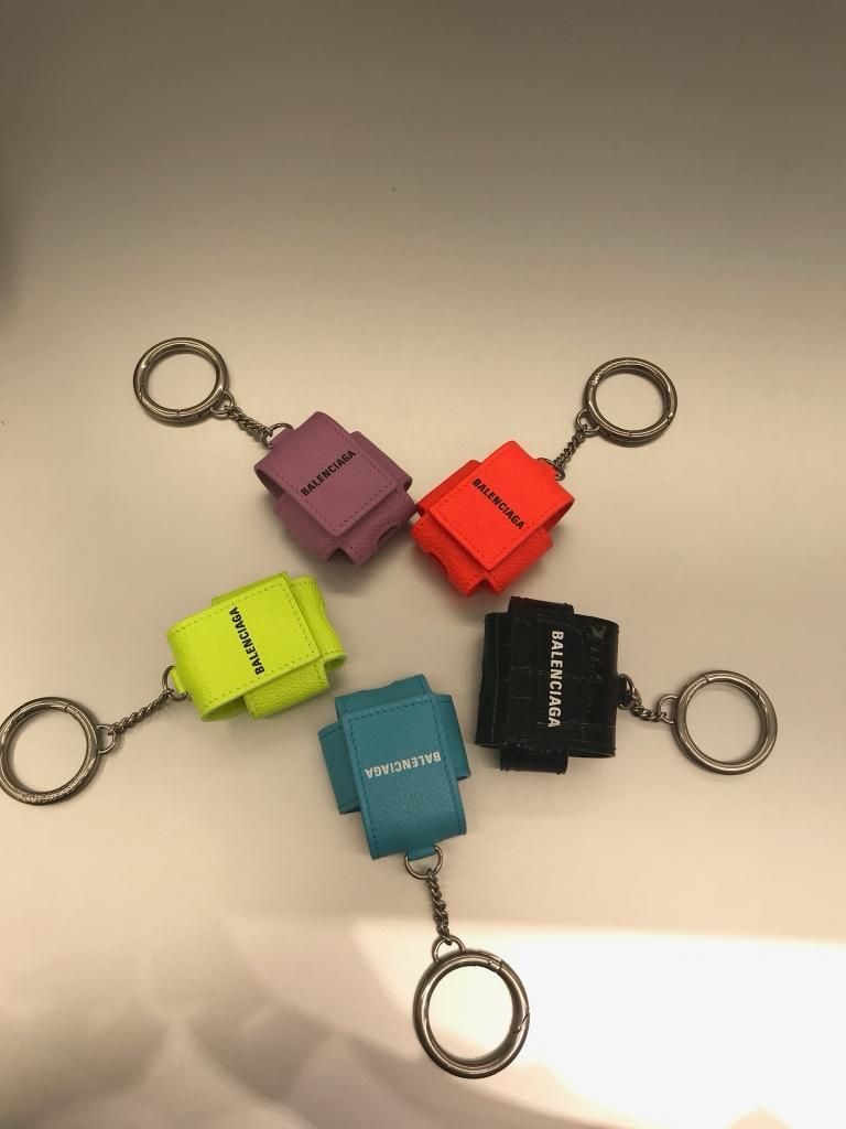 BALENCIAGA】CASH EARPODS AIRPODS ホルダー エアポッツケース