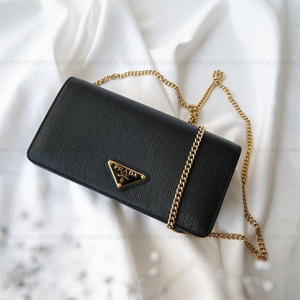 PRADA【国内発/関税込】レザー チェーンウォレット (PRADA/ショルダー