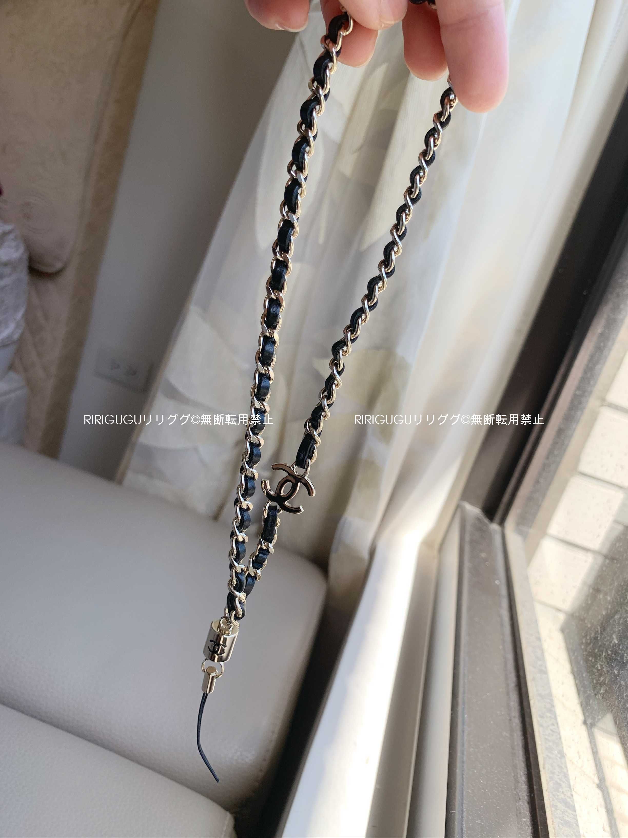 シャネル☆ 携帯スマートフォンスケース ストラップ (CHANEL/テック