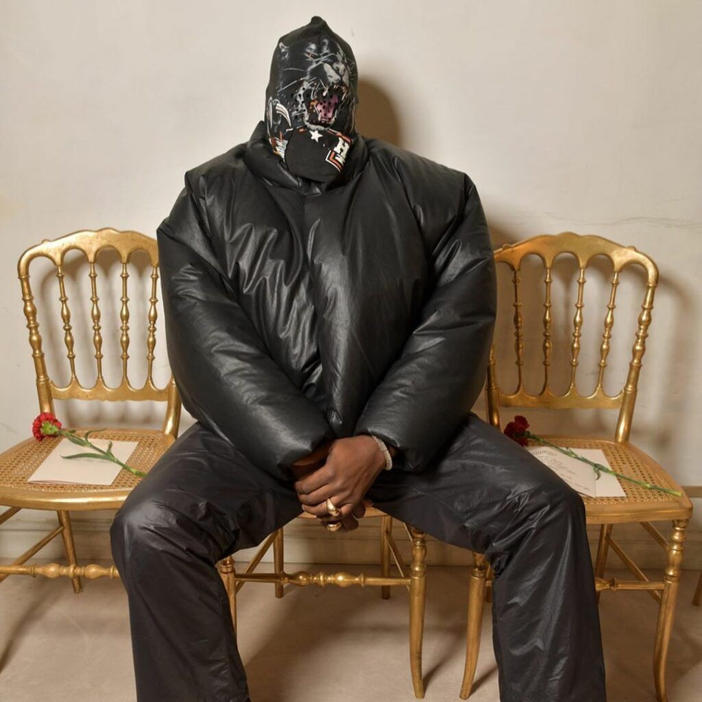 Yeezy Gap Round Jacket Kanye West イージー ギャップ ダウン (YEEZY