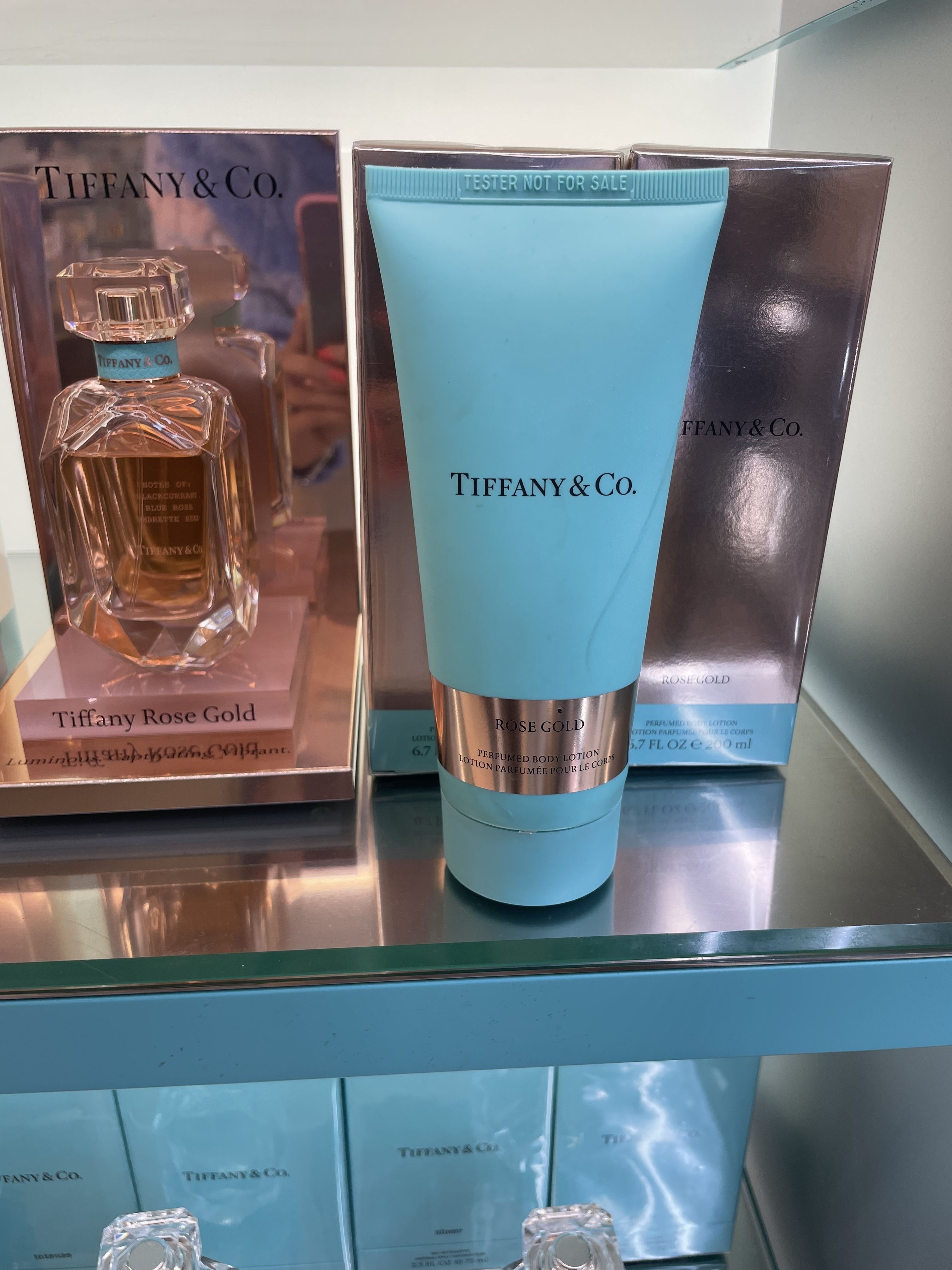 日本入手困難】ティファニー ローズゴールド ローション (Tiffany & Co