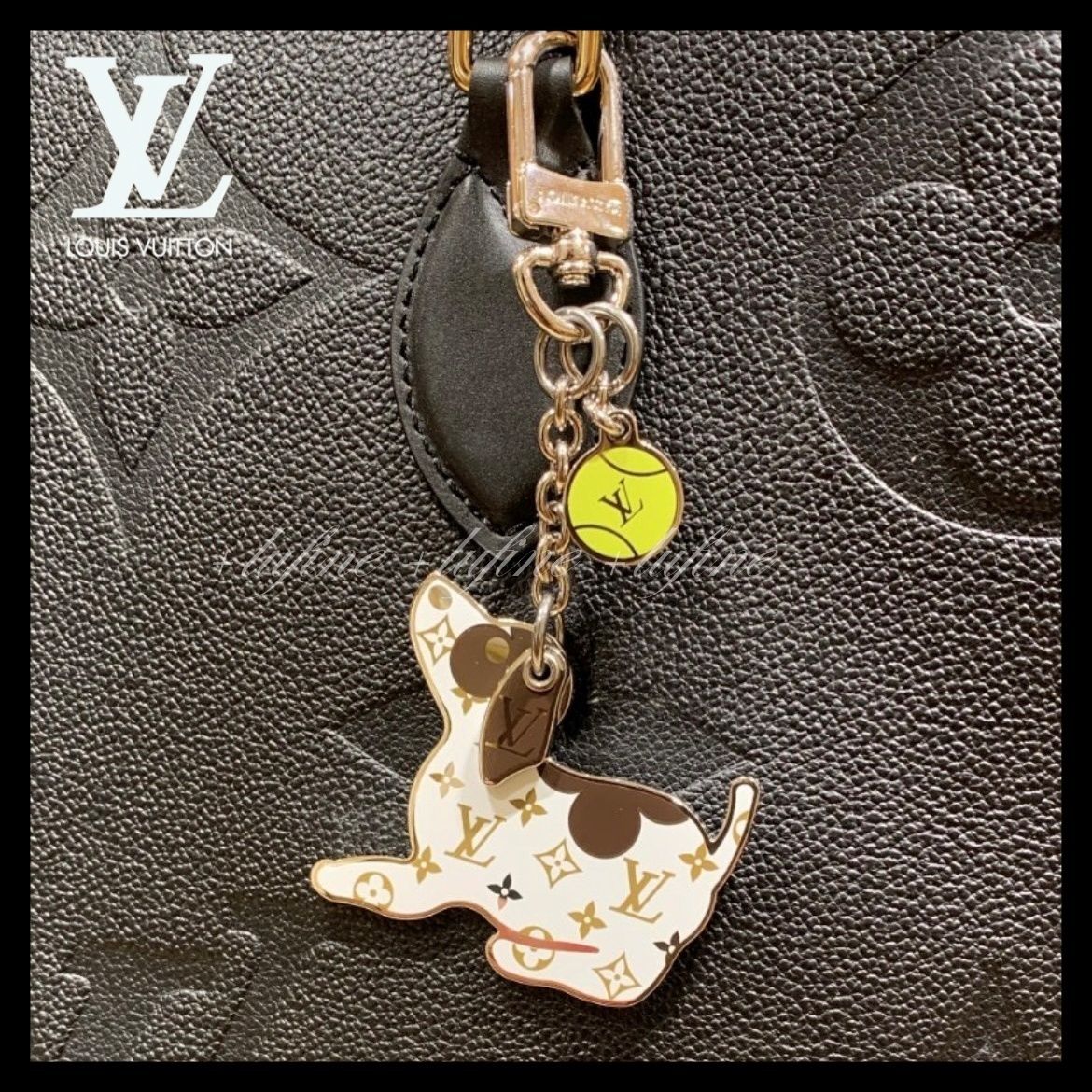 ワンちゃん好きへのプレゼント♪】ルイヴィトン キーホルダー (Louis