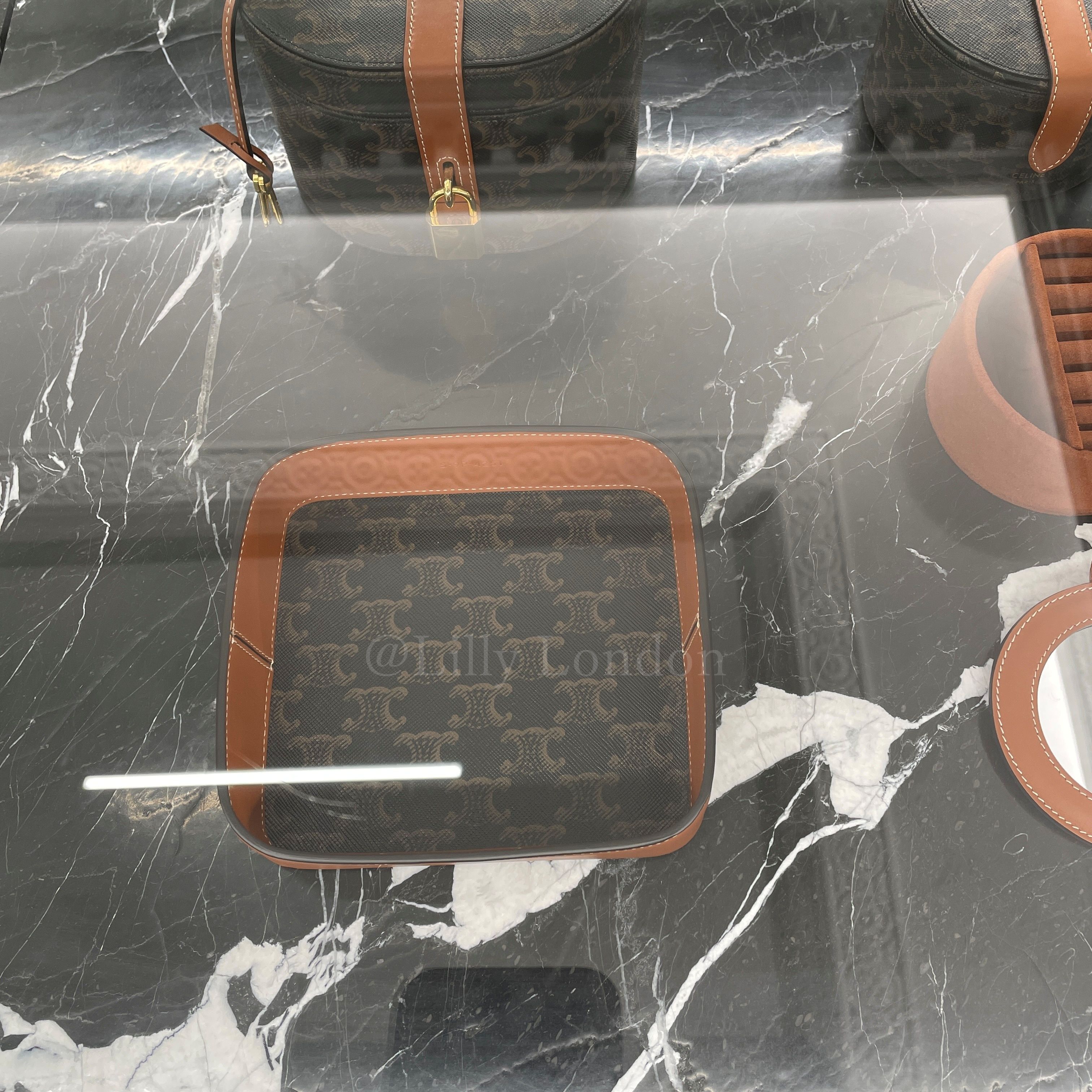 セリーヌ CELINE トリオンフ アクセサリーボウル 小物入れ (CELINE