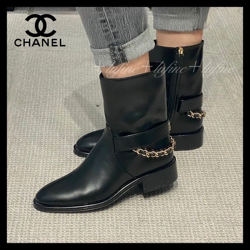 上品で大人っぽい印象に♪】シャネル ショートブーツ (CHANEL/ショート