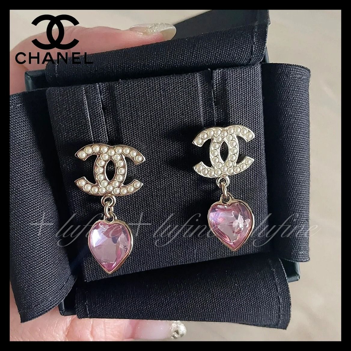 ピンクのハート型クリスタルが可愛い♪】シャネル ピアス (CHANEL