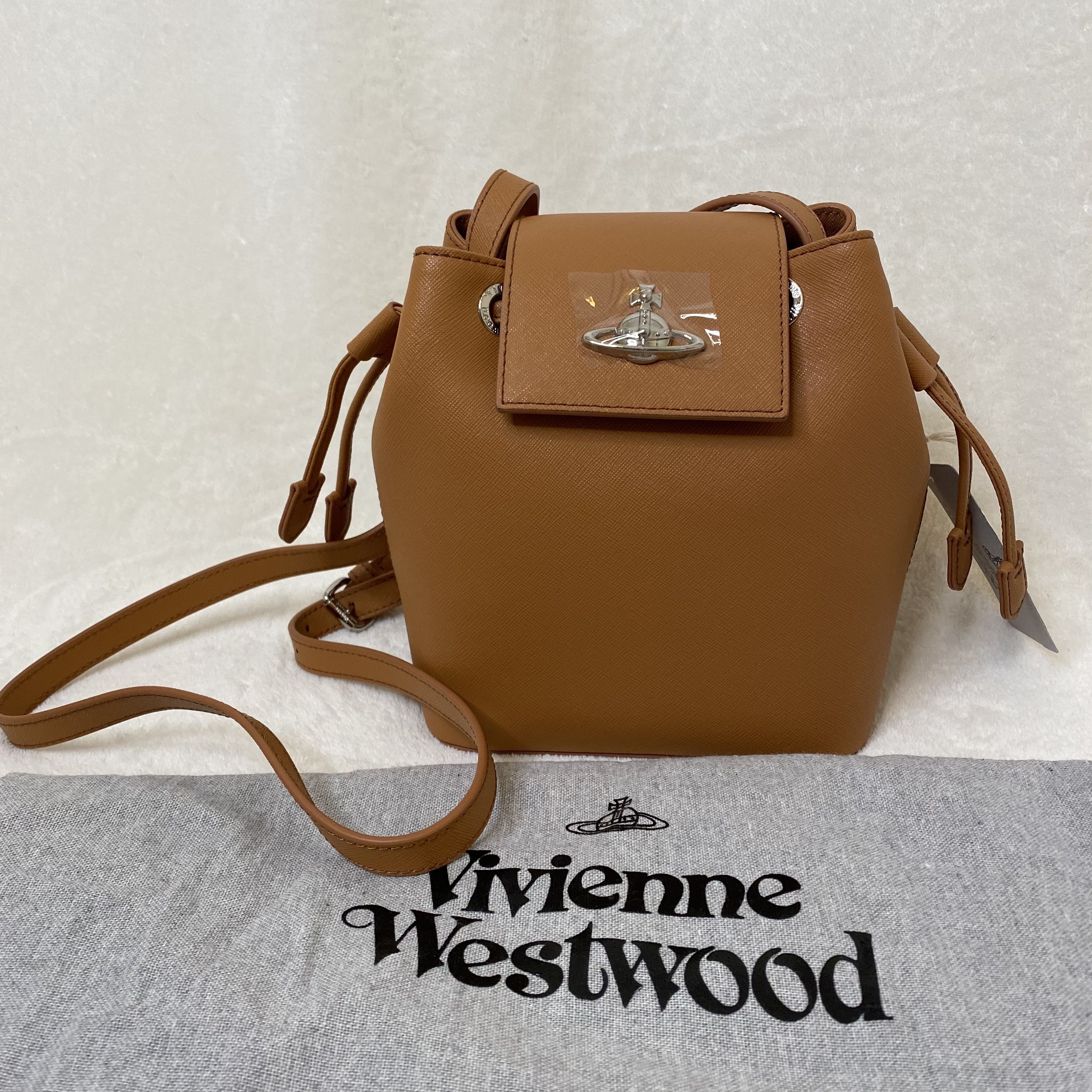 国内即発】ヴィヴィアン ウエストウッド 巾着バッグ ポシェット