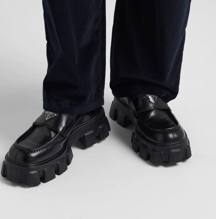 関税・送料込 PRADA モノリス ブラッシュドレザー ローファー (PRADA