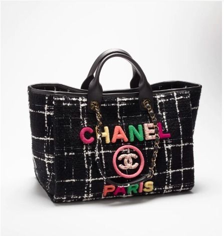 カラフルなロゴが可愛い♪】CHANEL ドーヴィル トートバッグ (CHANEL