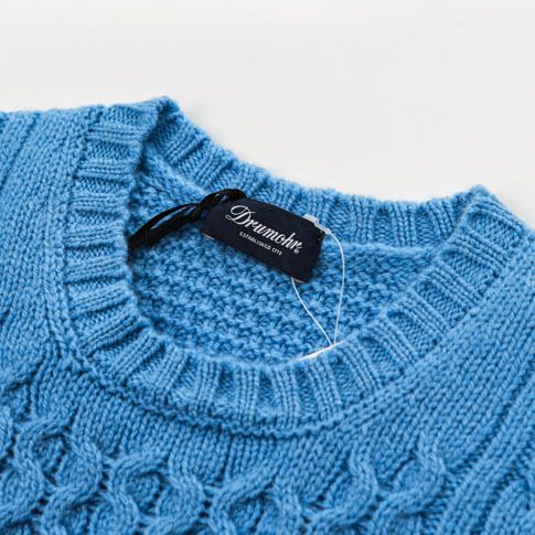 DRUMOHRドルモア ケーブル編みニットクルー アランセーター 水色