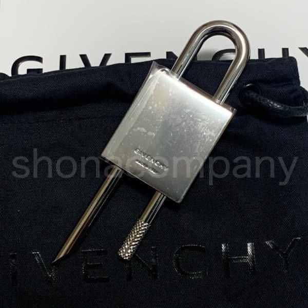 関税込】GIVENCHY ジバンシィ◇南京錠 パドロック キーリング