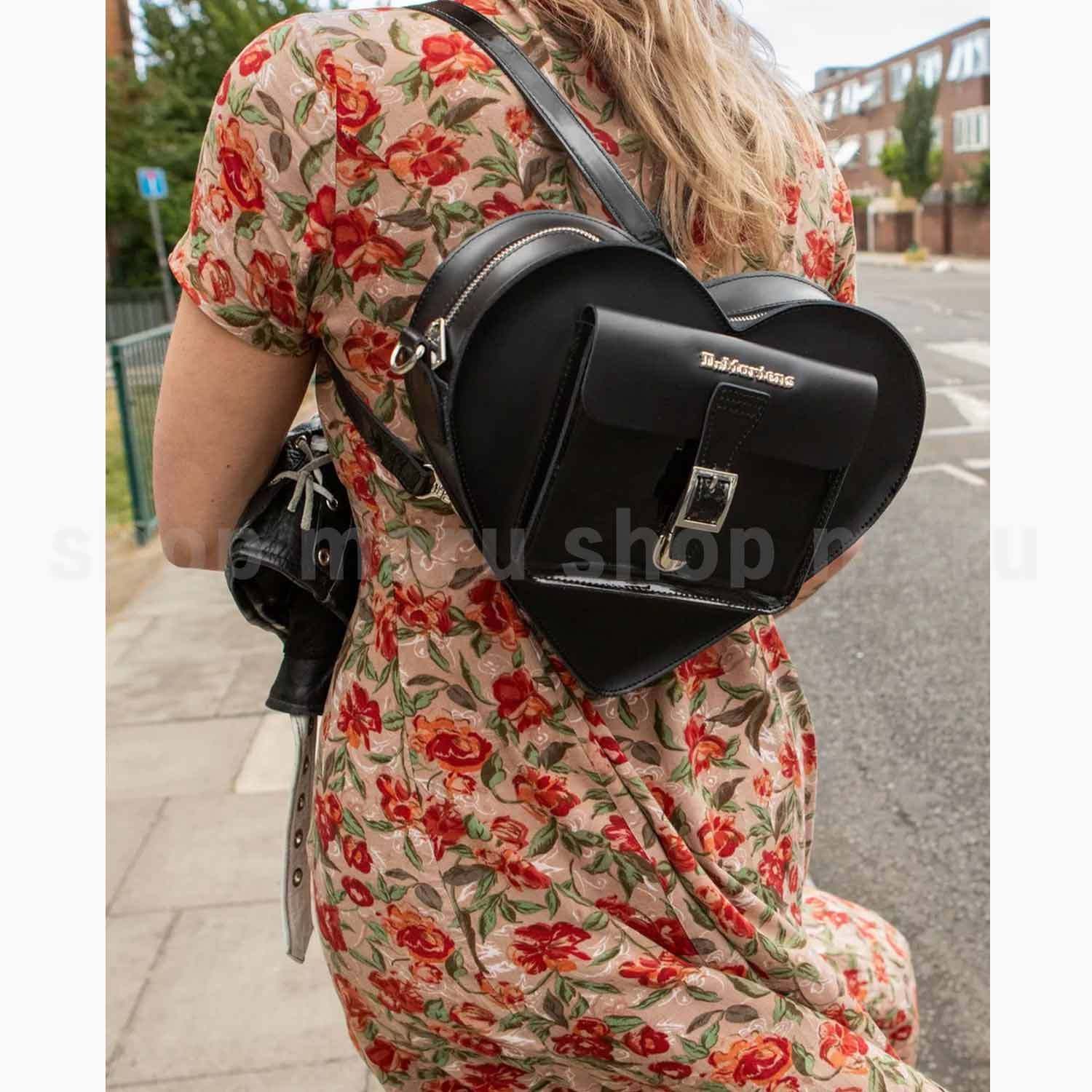 Dr Martens◇ハート レザー バックパック ショルダーバッグ 2way (Dr