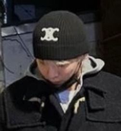 ☆【CELINE】☆トリオンフ シームレス カシミア ニット.帽☆ (CELINE