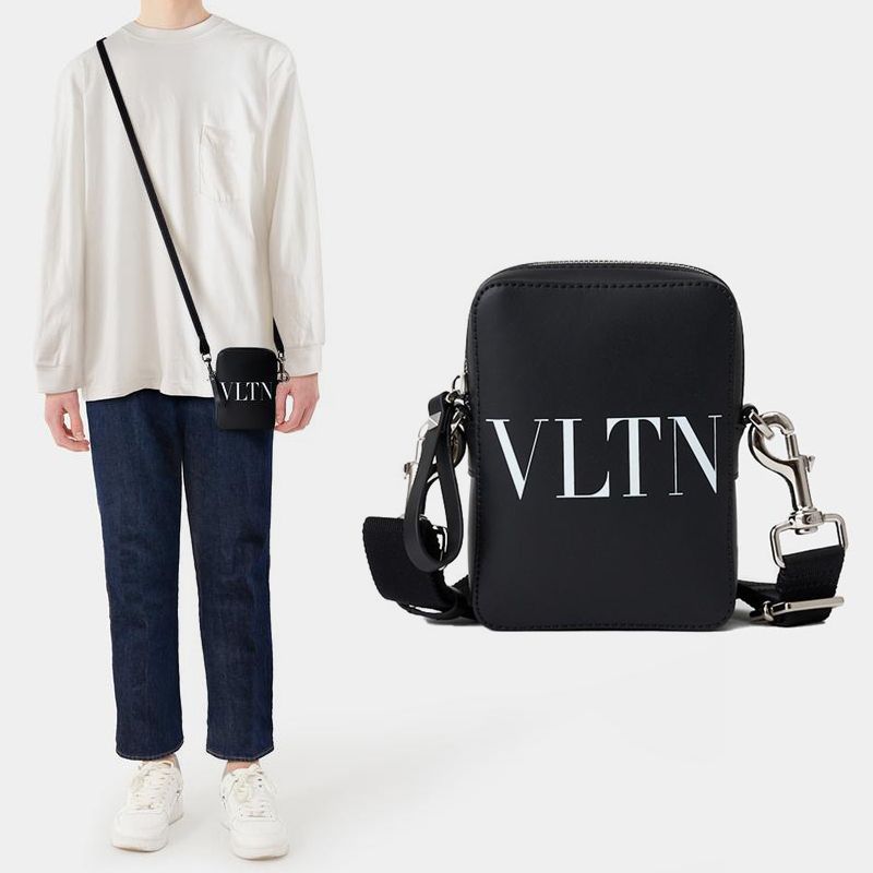 関税負担なしVALENTINO ヴァレンティノ VLTN クロスボディバッグ