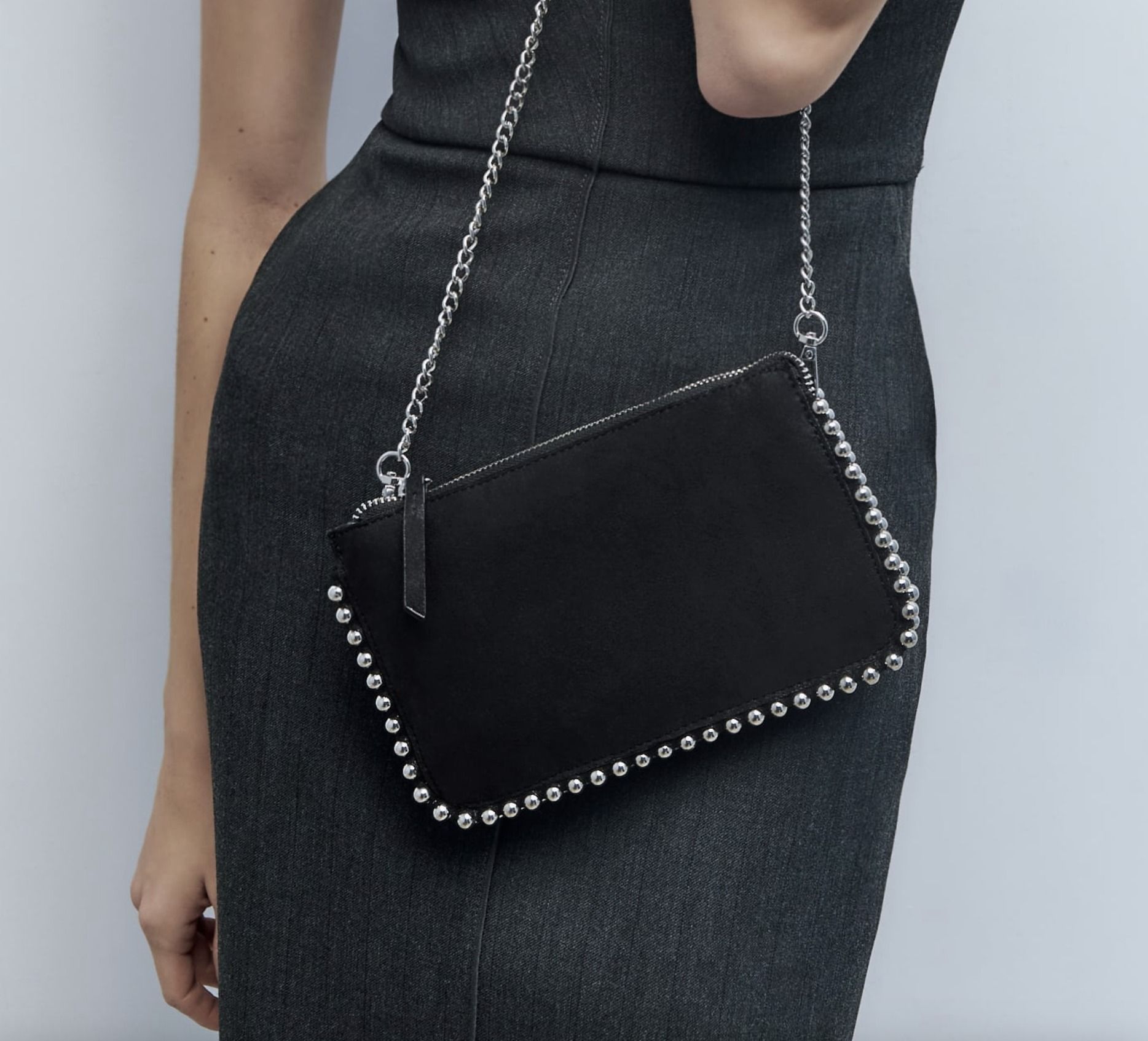 ○国内発送○ ZARA ショルダーバッグ スタッズ付 ウォレット型 (ZARA