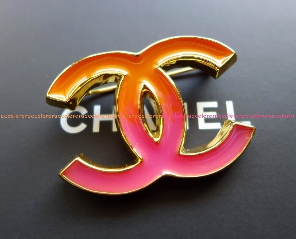 国内即発 CHANEL タイムレス CCマーク brooch ブローチ iconic (CHANEL