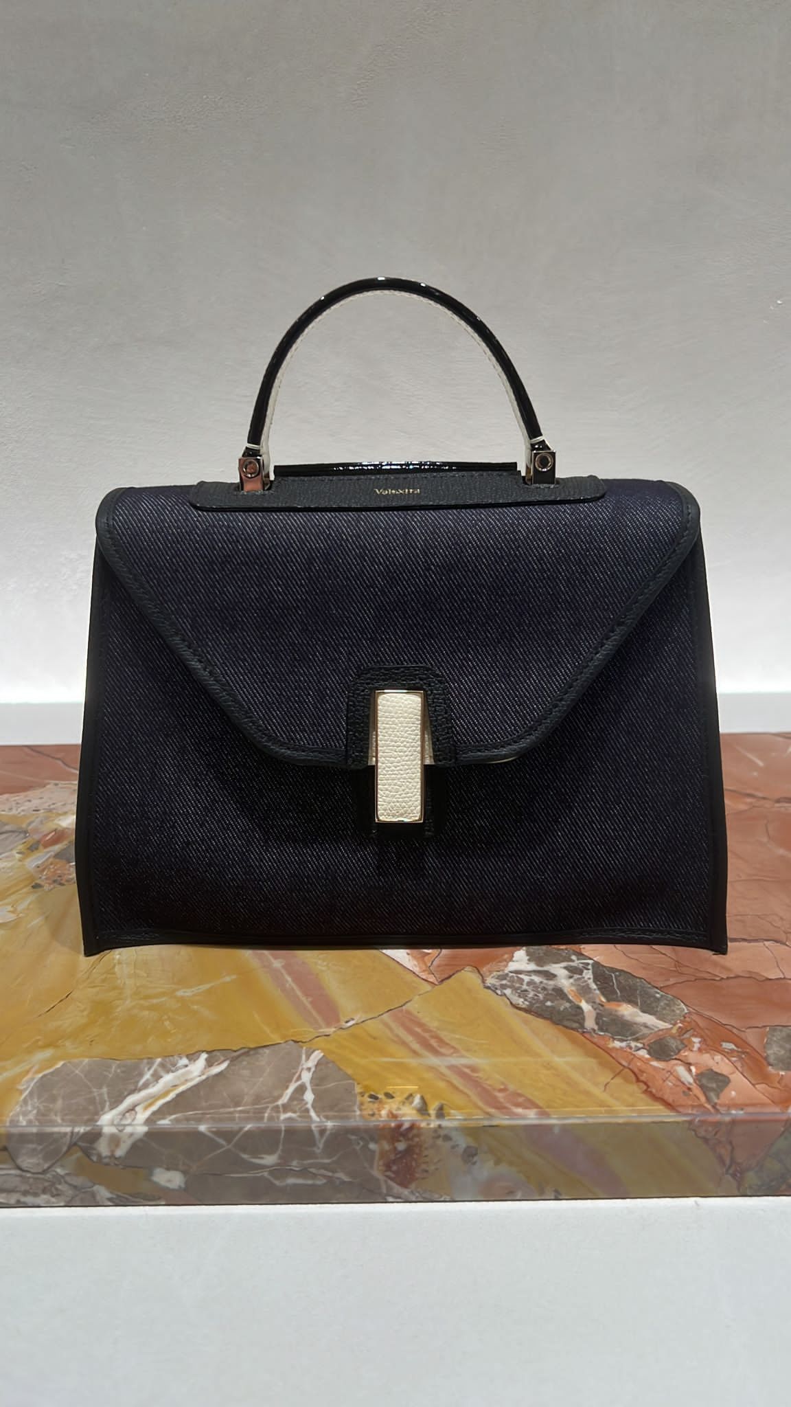 ヴァレクストラ Valextra Iside マイクロ バッグカバー デニム